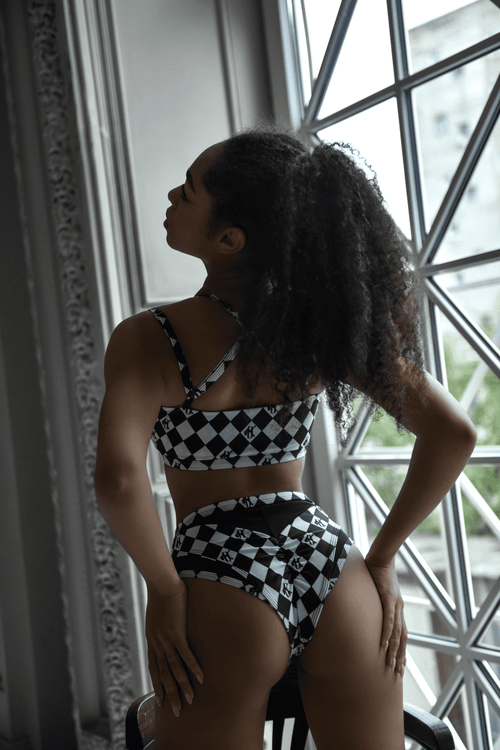 Top Castle - Chess - OKSA Fashion Polewear